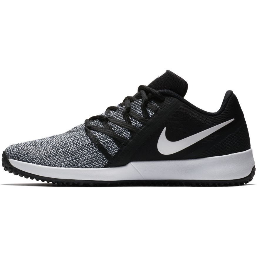 nike varsity compete trainer