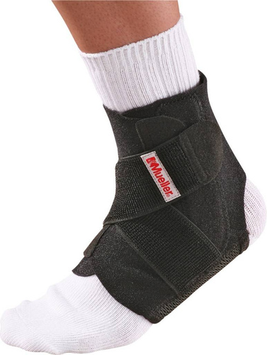 Mueller Adjustable Ankle Stabilizer with braces