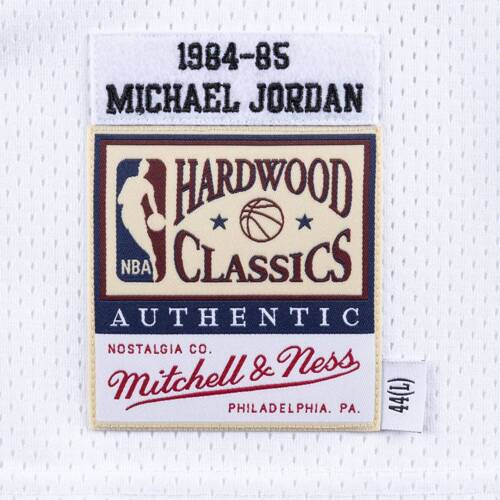 Mitchell & Ness  NBA Authentic Jersey Michael Jordan Chicago  Bulls 1984-85 - AJYCP18187